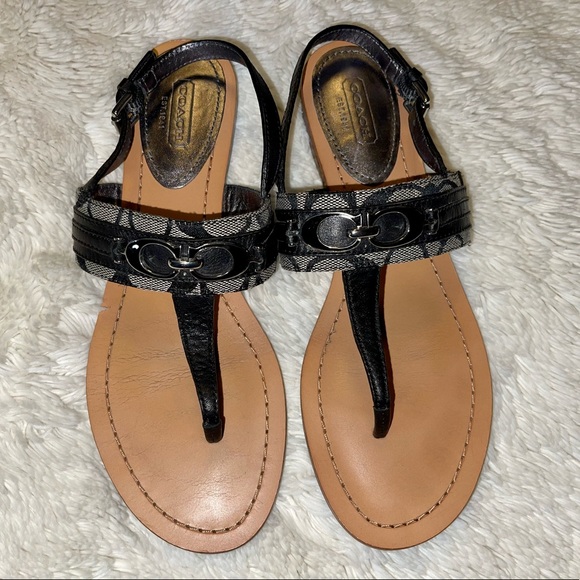 Coach Shoes - 🌺 Ladies Lovely COACH Sandals. Size 8. 🌺